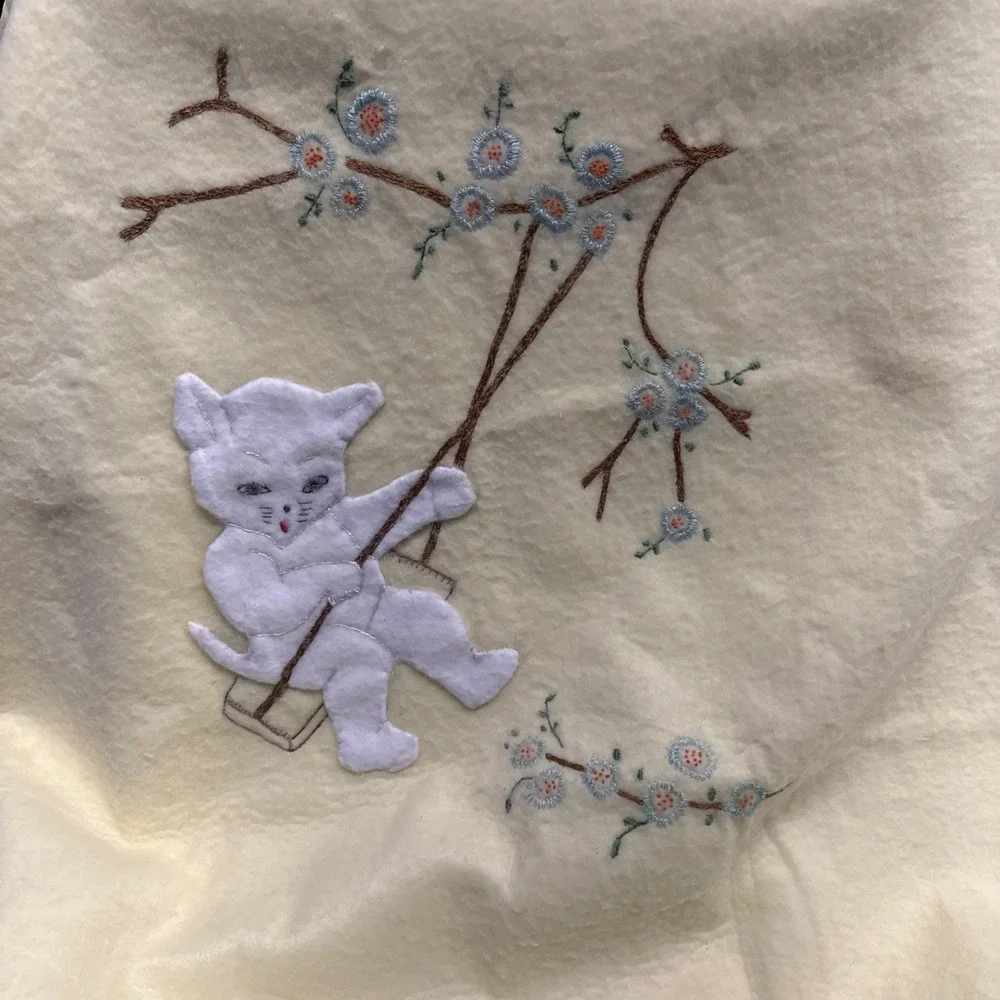 Vtg Hand Embroidered Flowers Appliquéd Kittens Satin Trim Yellow Baby Blanket